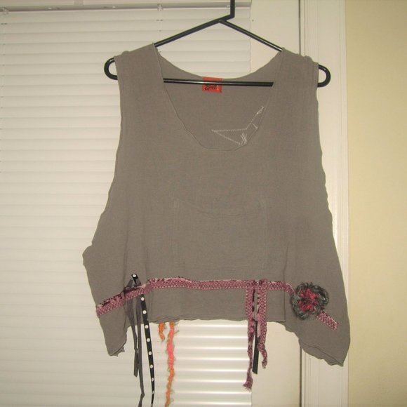 ❤️OMG OH MY GAUZE! GRAY SLEEVELESS COVER TOP Custom Boho Look Size 2 - Picture 1 of 8